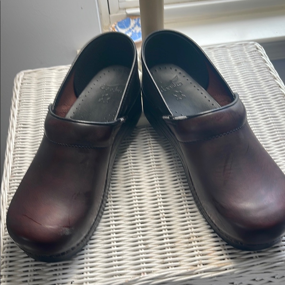 Dansko Men's Brown Clogs